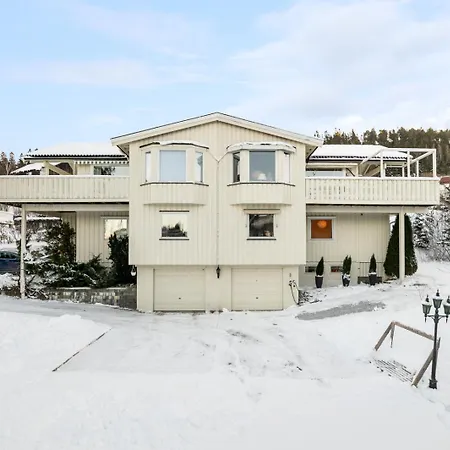 Ranheim With Garden And Free Parking Holiday home Trondheim
